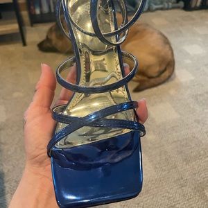 Brand new Guess shoes